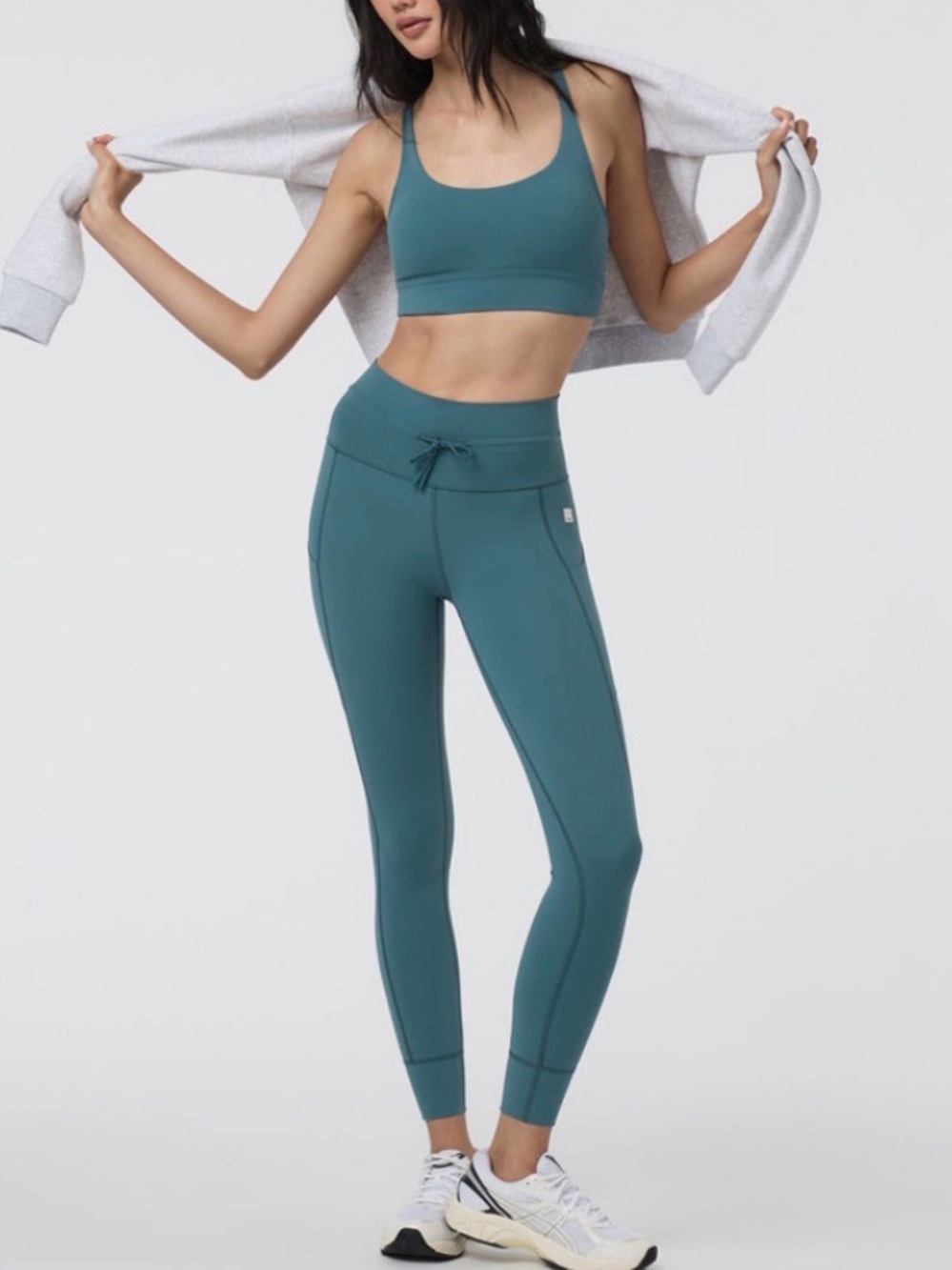 Vuori Set Bra and Leggings XS
